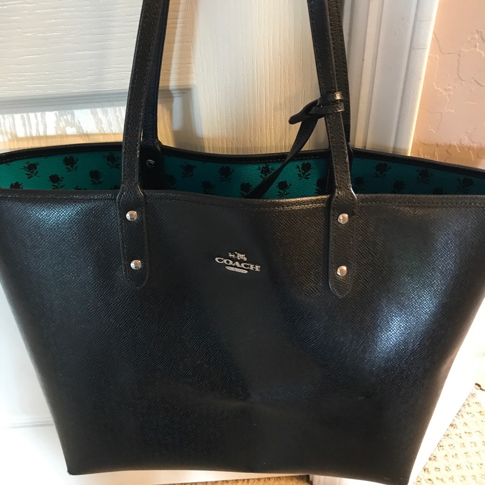 Authentic COACH TOTE Reversible blue floral/black